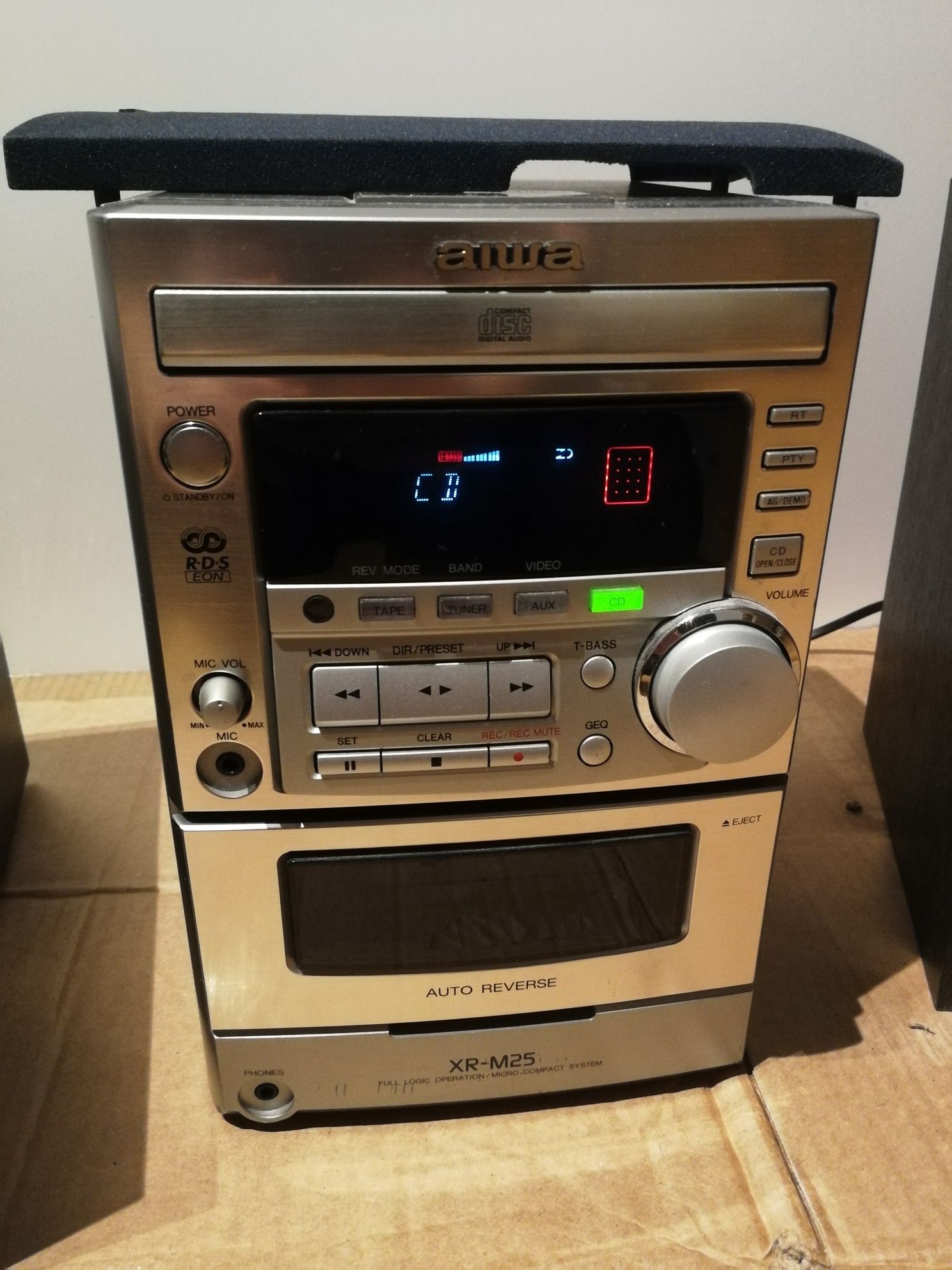 Micro combina Audio Aiwa XR-M25+2Boxe 6ohm cd/caseta/radio/aux