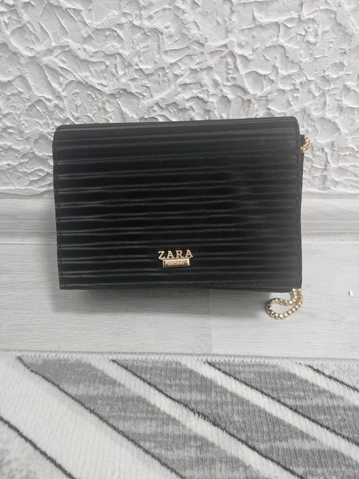ДАМСКИ кожени чанти Guess,Louis Vuitton i CK