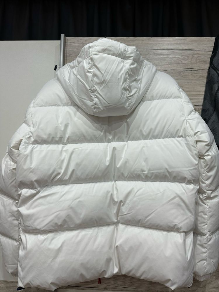 Зимно яке Tommy Jeans