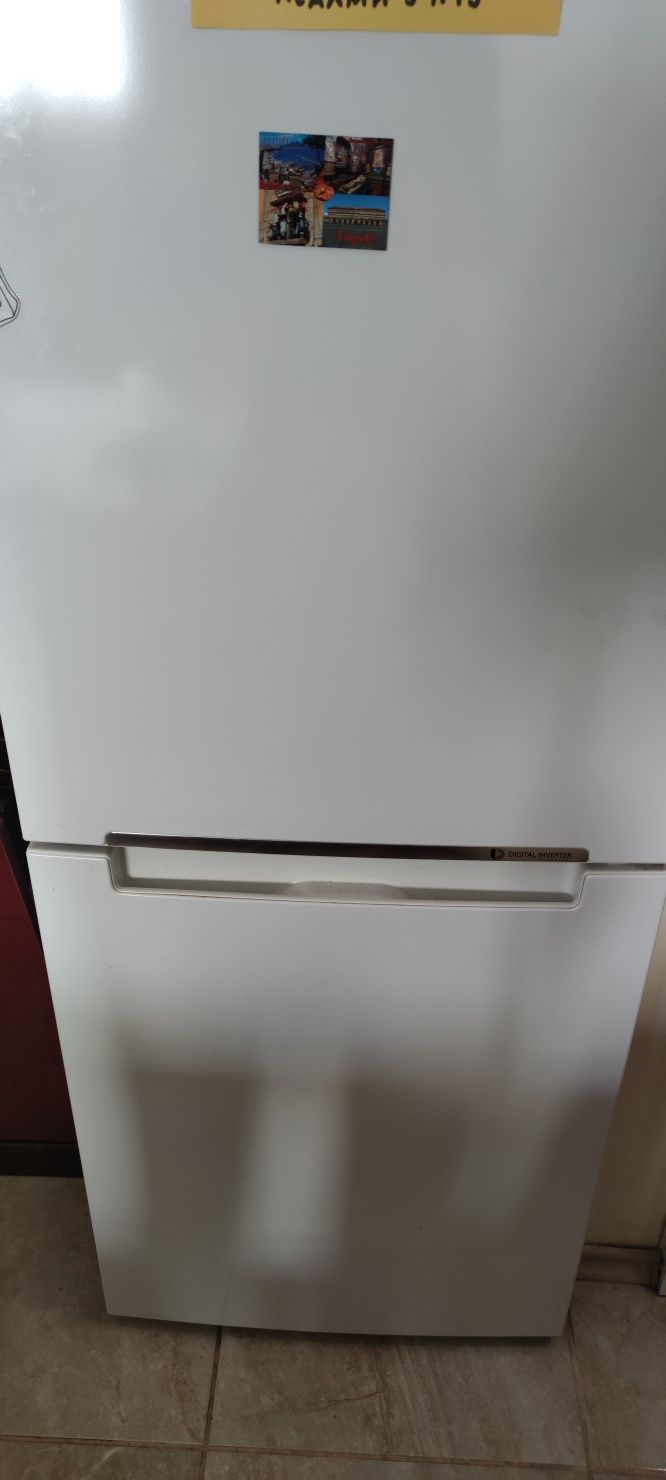Хладилник с фризер Samsung - в гаранция!