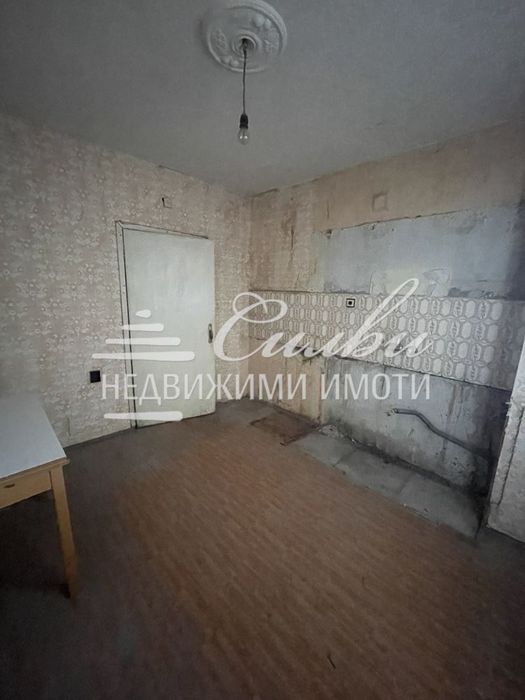 Продава се Едностаен апартамент в Шумен, Боян Българанов 1 - 47 кв.м за 1085 €/кв.м - Снимка #1