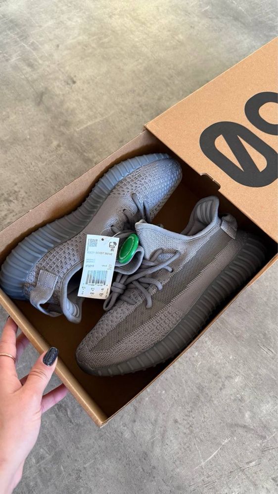 Adidas Yeezy Boost 350 V2 'ONYX'