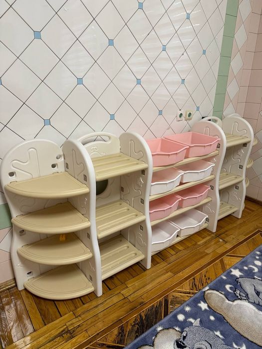 Полка для детских игрушек