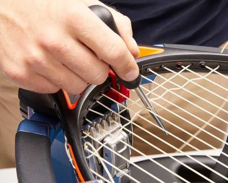 Наплитане и ремонт на тенис ракети