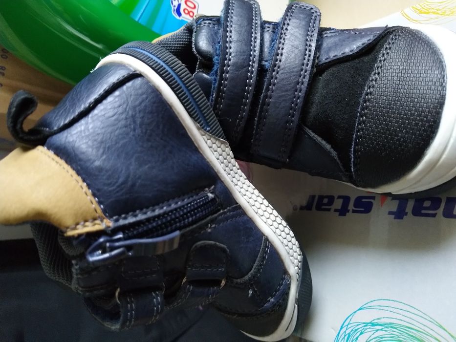 Обувки 22 номер 15см ортопедична стелка като нови