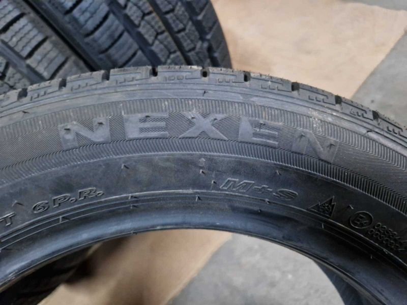 4 Nexen R16C 195/60
нови зимни бусови гуми 
DOT2919