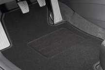 Стелки за Peugeot 2008 2013+/ Пежо 2008 2013+ мокетни комплект