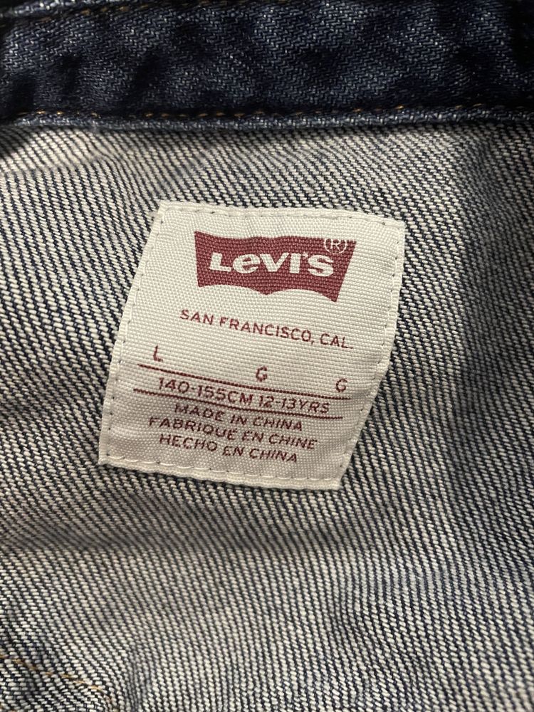 Дънкова рокля Levi’s за момиченце