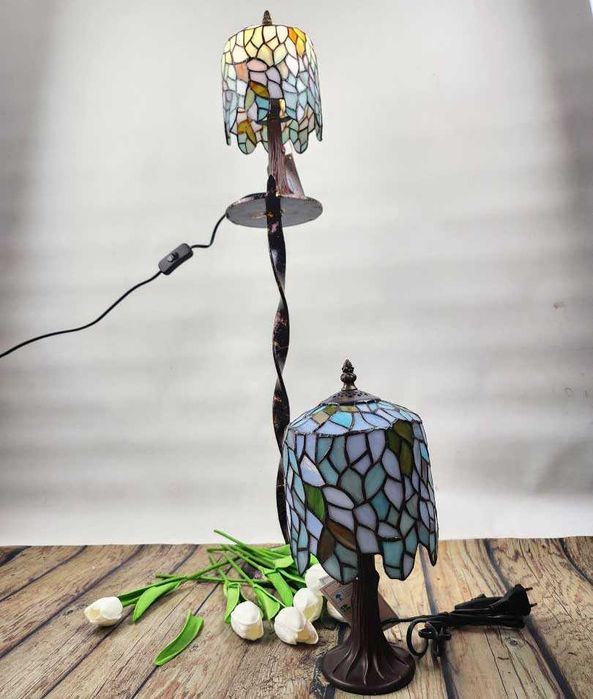 Настолна лампа "Wisteria"