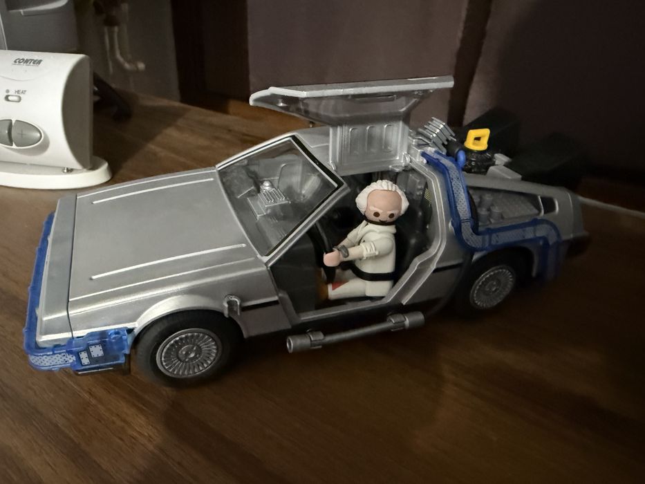 Masinuta colectie Delorian