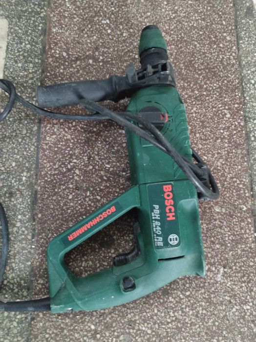Bormașina  rotopercutor Bosch Pbh 240 Re