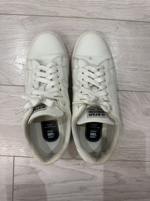 Дамски кожени обувки RAW