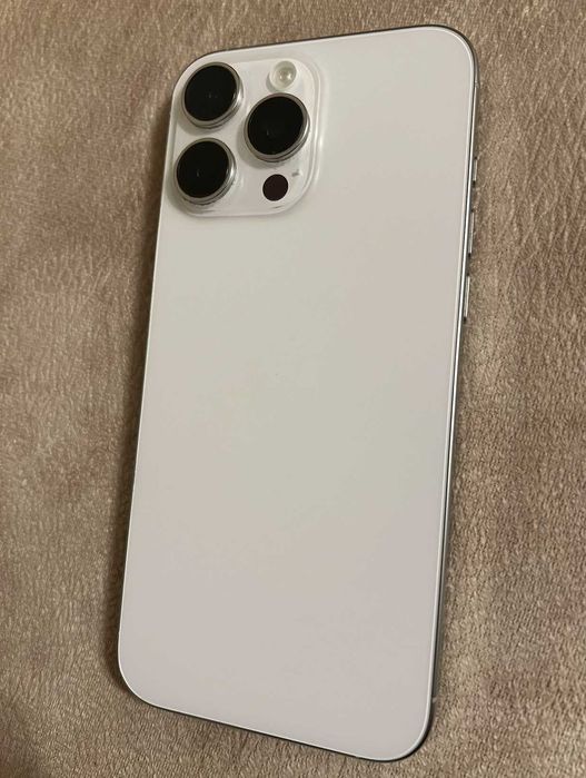 Iphone 16 Pro Max Silver (titan alb) 256 GB, Impecabil