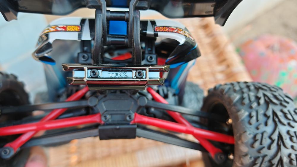 Traxxas E-Revo 1/16 mint condition