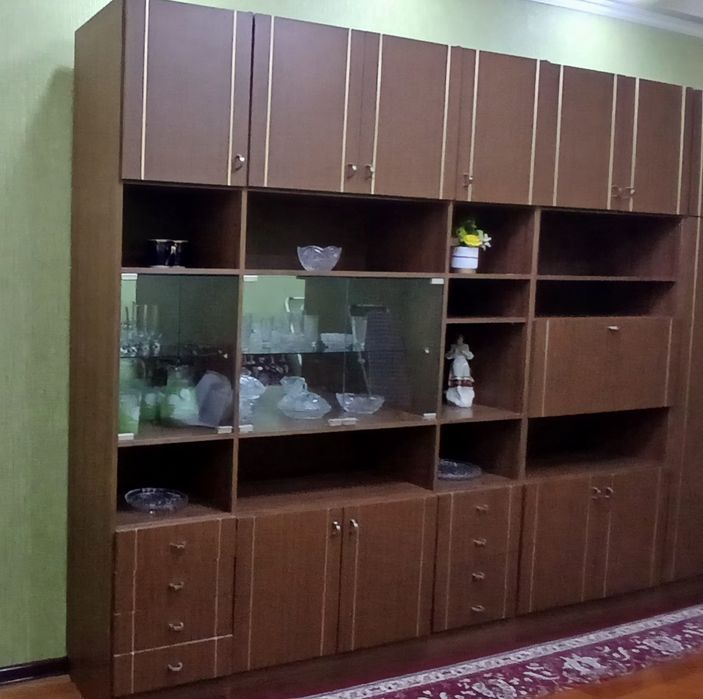 Продаётся стенка