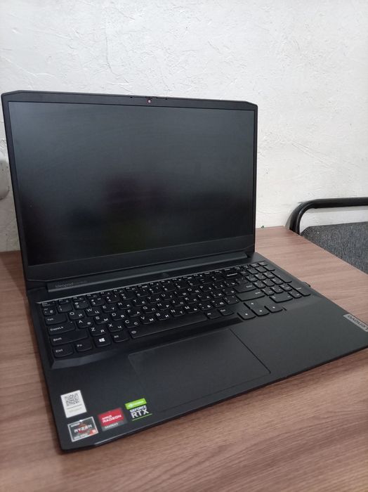 Продам ноутбук- игровой LENOVO