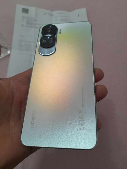 Telefon Honor 90 Lite cu Garanție pana in Martie 2026