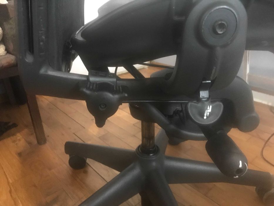 Herman Miller(Aeron)-работен ергономичен офис стол