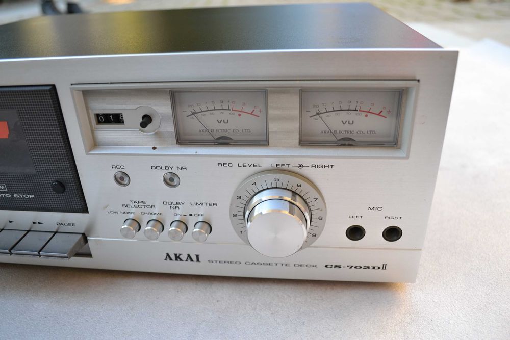 Deck Akai CS 702 D