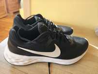 Маратонки Nike running
