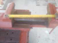 Banc de lucru cu menghina industriala