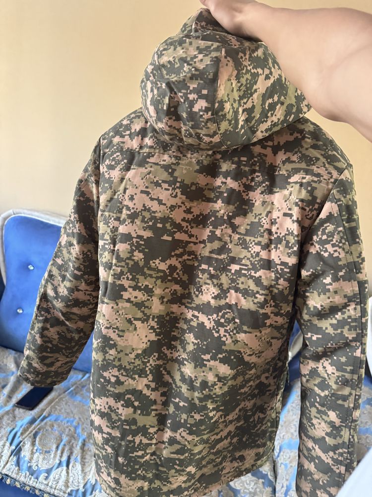 Бушлат.зимный новый