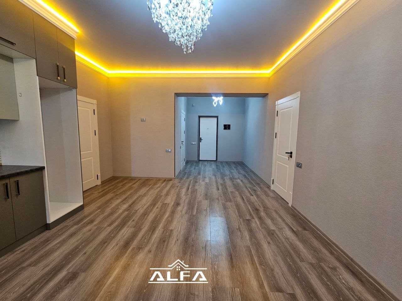 Buxoroda kvartira sotiladi 2 xonali 75m² 7-qavat.