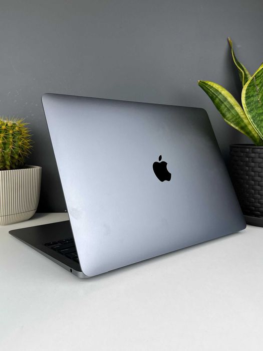 Macbook m1 air 8/256gb