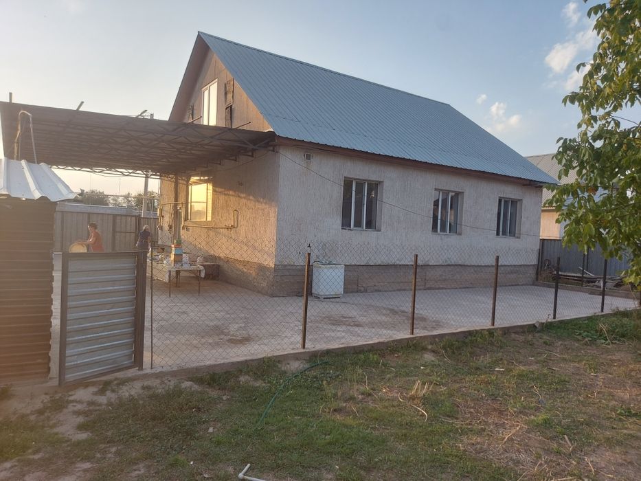 Продается дом  кирпичный