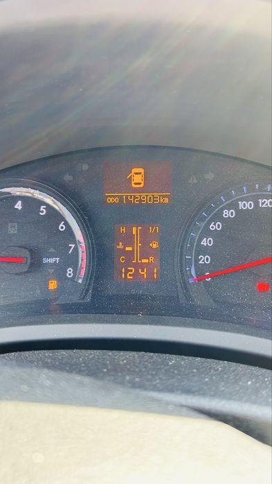 Toyota avensis 2014 gaz