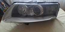 Vând far audi A6 C6 partea stângă
