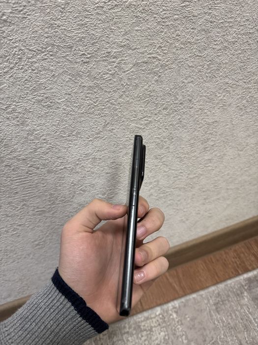 Xiaomi 13 pro 12/256 ideal
