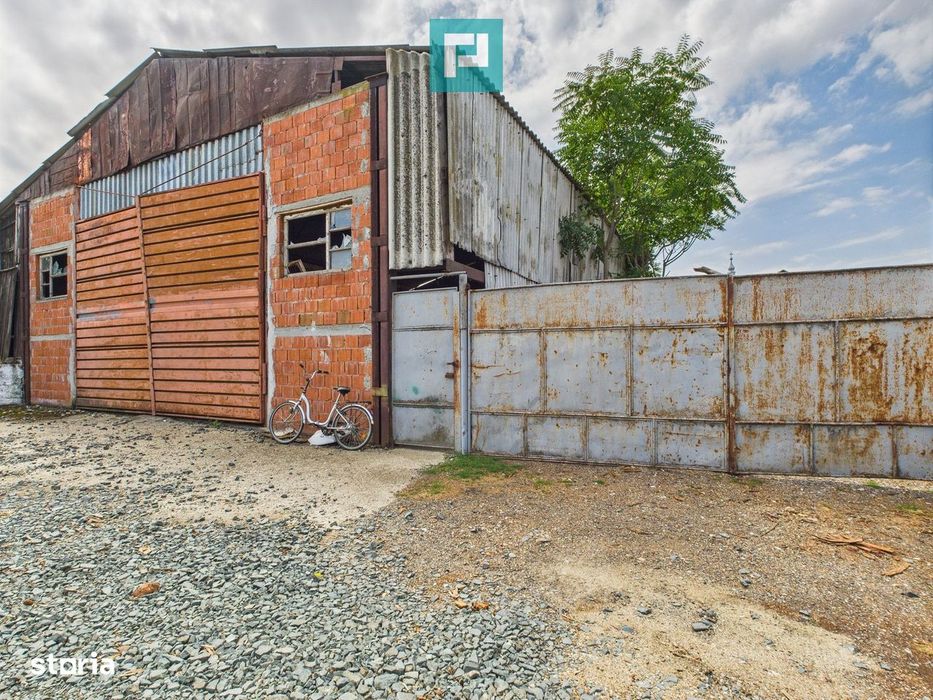 Teren de 1440 mp cu hală în Munar