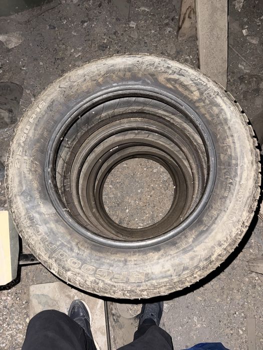 Шины 215/60/R16.