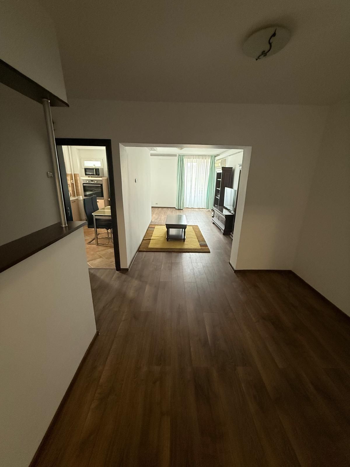 Apartament de inchiriat
