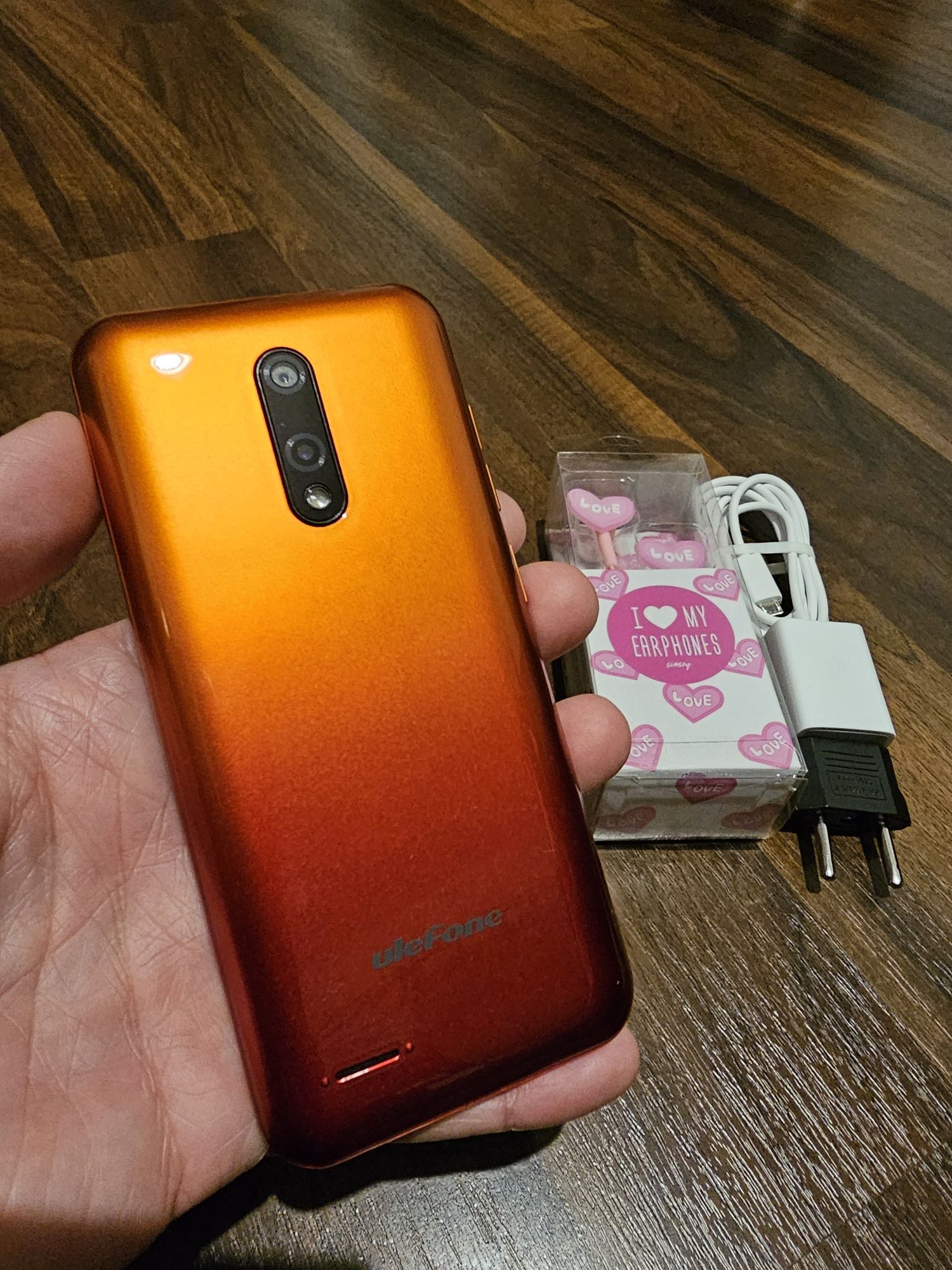 Telefon Ulefone Note 8P, stare impecabilă + accesorii