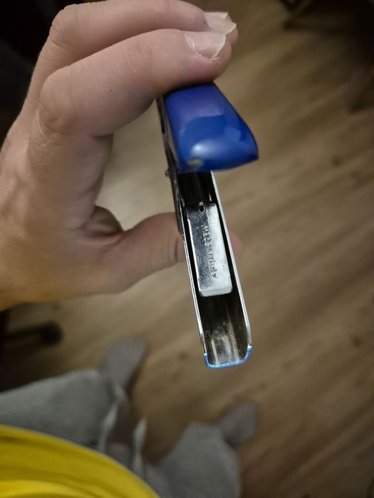 Capsator metalic puncar