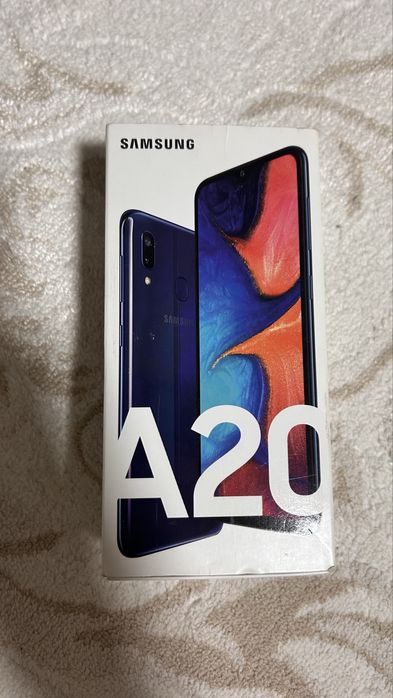 Продам самсунг А20