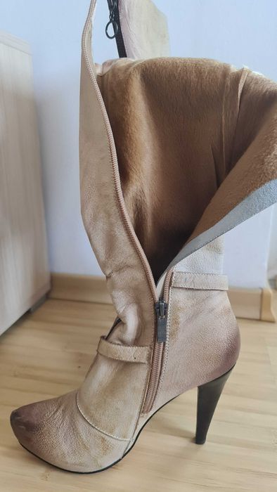 Cizme de damă din piele