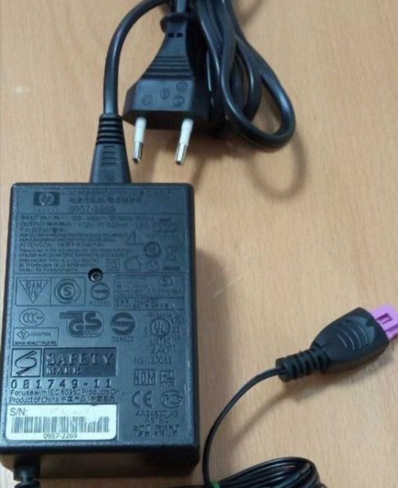 Alimentator imprimanta HP 32V 625mA cu mufa mov,perfect functiona