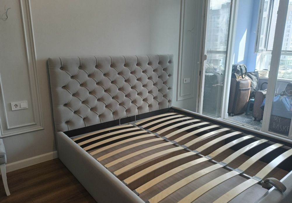 Продам двух спальную кровать