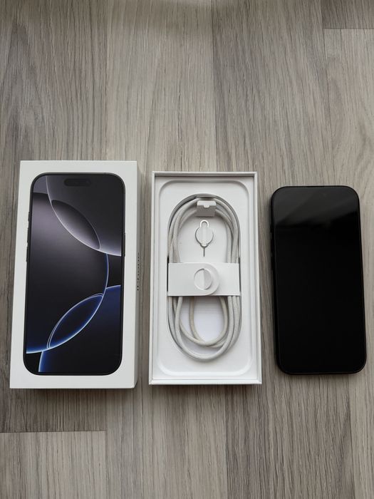 iPhone 16 Pro Black Titanium, 256 GB,