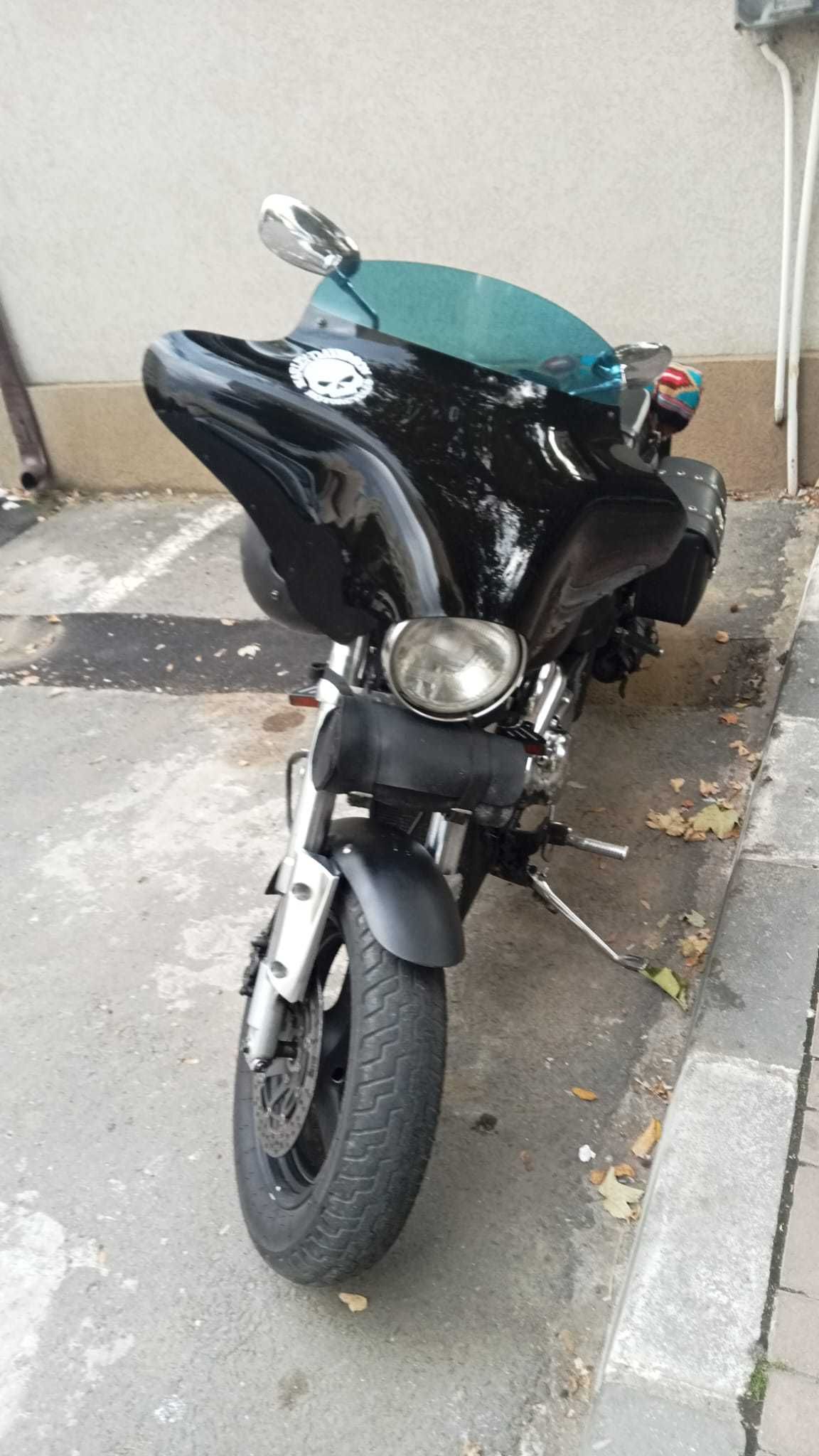 Suzuki Marauder 800