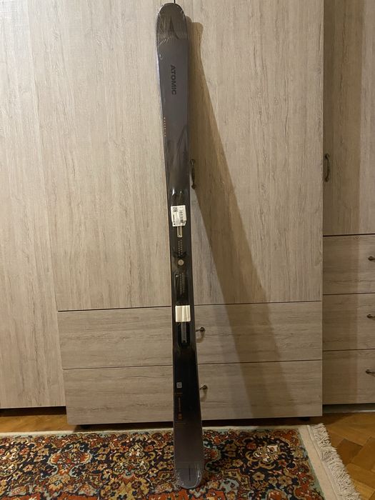 Vând schiuri Faction, Nordica, Atomic, Salomon, Head