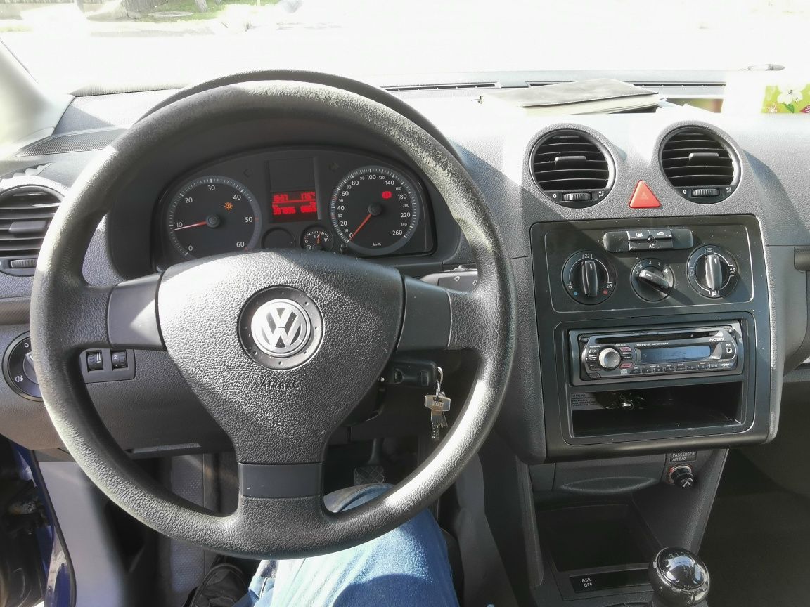 Vând Volkswagen Caddy 1.9 tdi bls