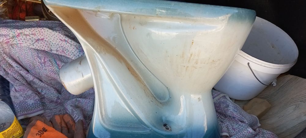 Унитаз без бачка