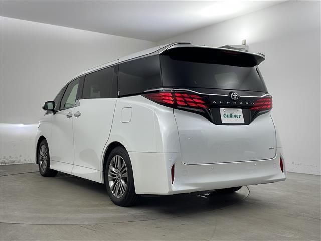 Toyota Alphard Exclusive
