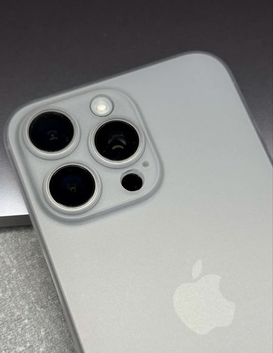 Чехол 15 Pro Kzdoo