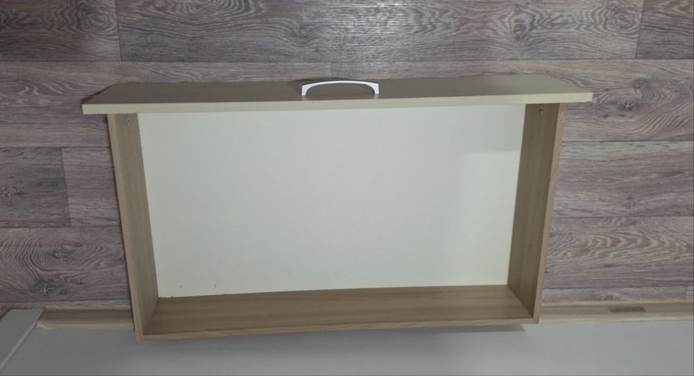 Шкаф продается.