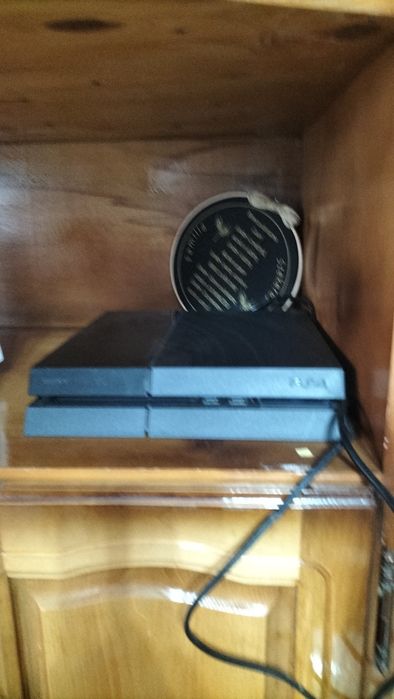 PS 4 plus preț inclus GTA 5 din PlayStore